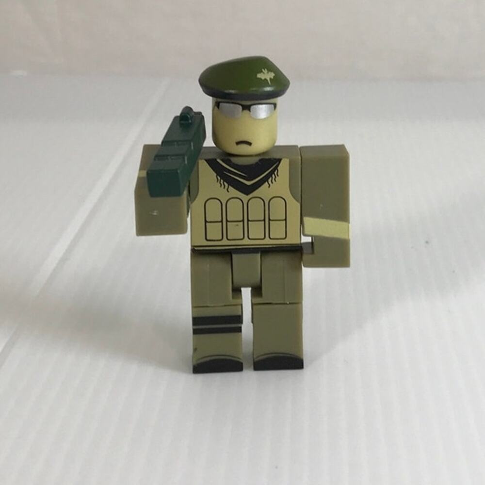 Jazwares Roblox Series 3 Redwood Prison Spec Ops Figure & Accessories No Code